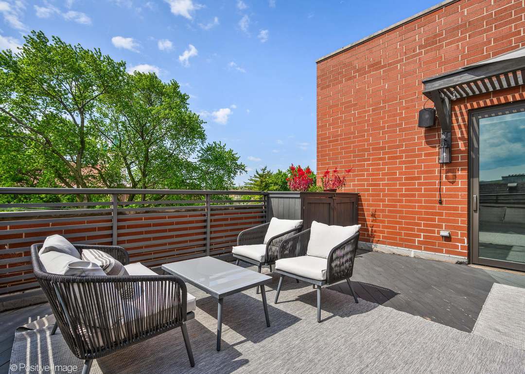 1359 W Fullerton Ave Ph, Chicago, IL 60614